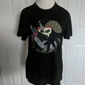 Loot Crate exclusive t shirt pirates vs ninjas